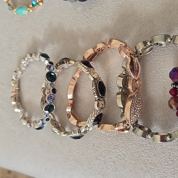 MONET, LIZ CLAIBORNE, ETC. FASHION JEWELRY BRACELETS BUNDLE 14 PIECES - Picture 3 of 16